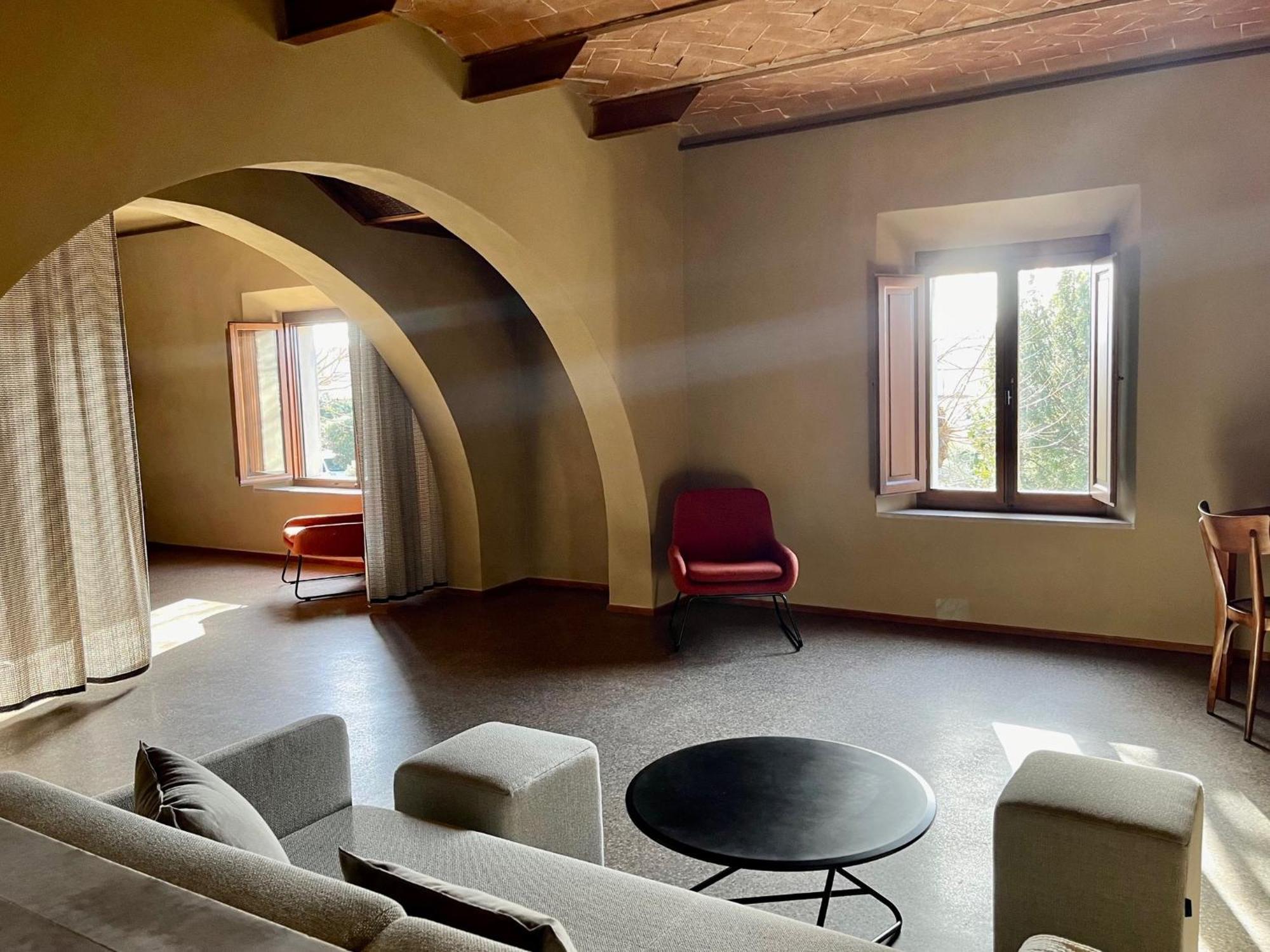 B&B Lo Scudaio Palazzo Marchionneschi Montescudaio Exteriör bild