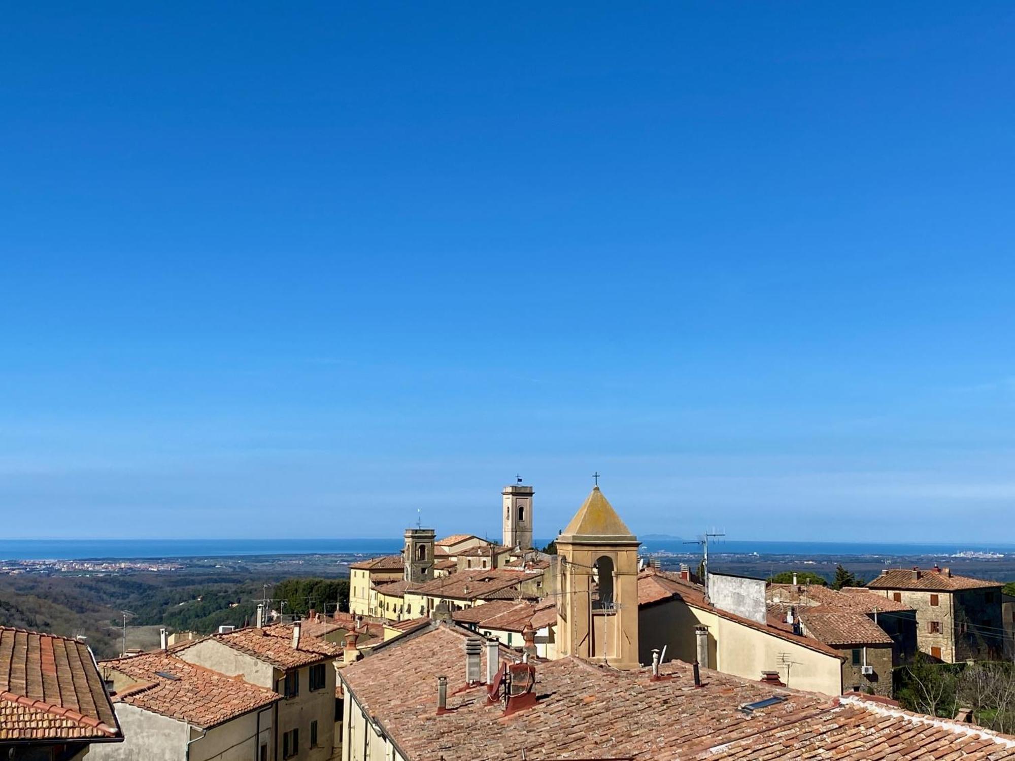 B&B Lo Scudaio Palazzo Marchionneschi Montescudaio Exteriör bild
