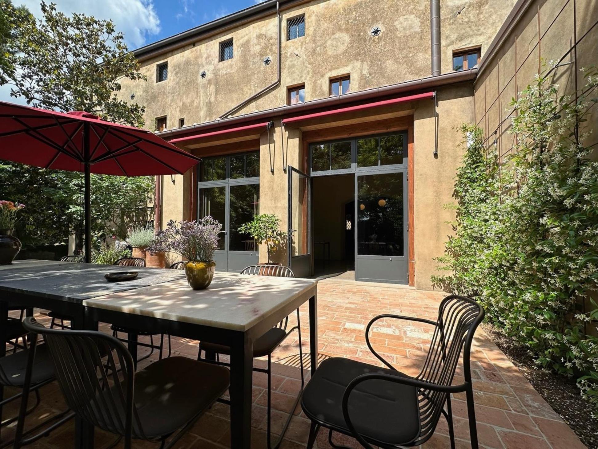 B&B Lo Scudaio Palazzo Marchionneschi Montescudaio Exteriör bild